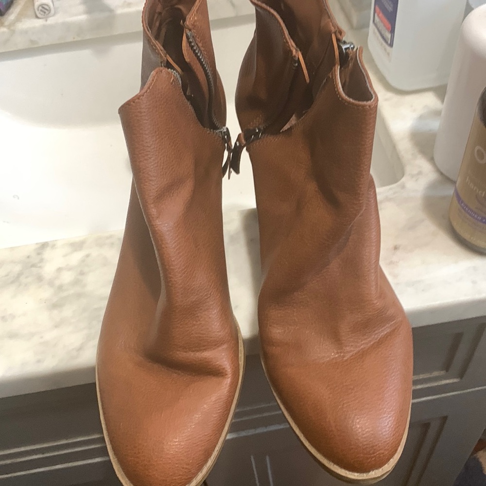 Universal Thread Booties - image 1